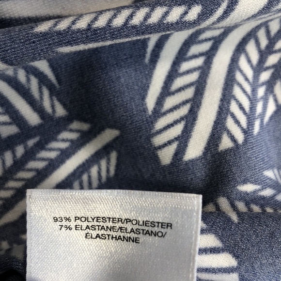 ANNE KLEIN Leaf Print top 0X Travel Friendly Pit to Pit 20 1/2” Stretch Preworn - Picture 10 of 12